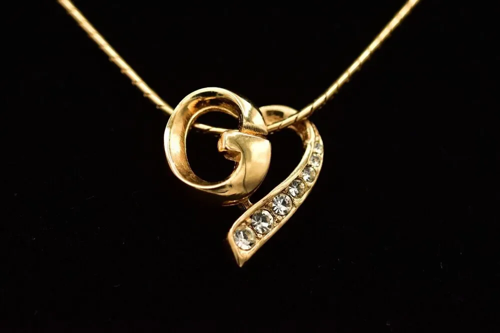 Givenchy Vintage Logo Heart Necklace Gold Crystal G Pendant Signed NOS 80s BinBD
